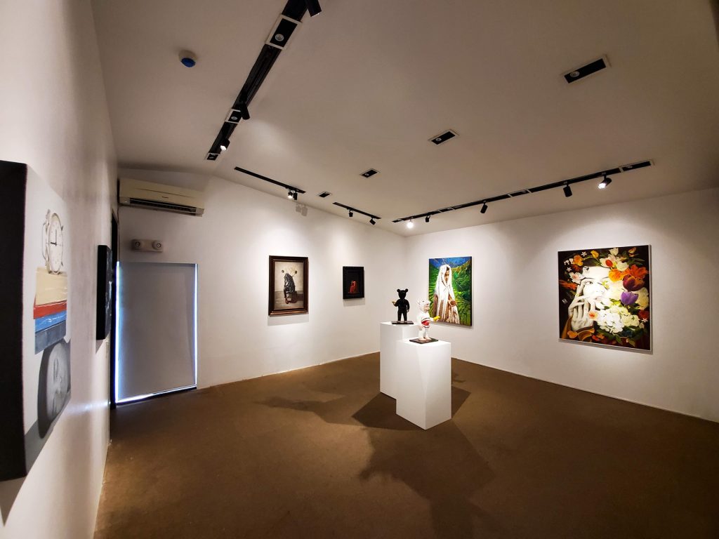 About White Walls Gallery